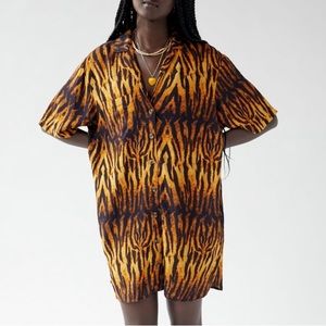 Allover Relaxed Oversized Printed Shirt Dress